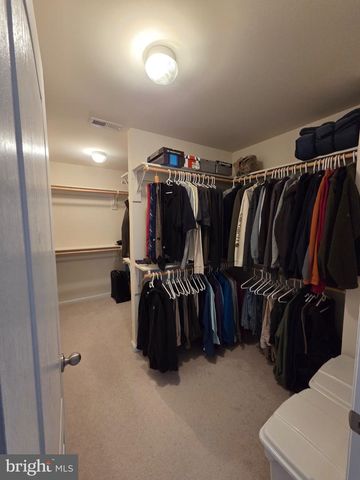 5394 MACDONALD RD, Woodbridge, VA 22193