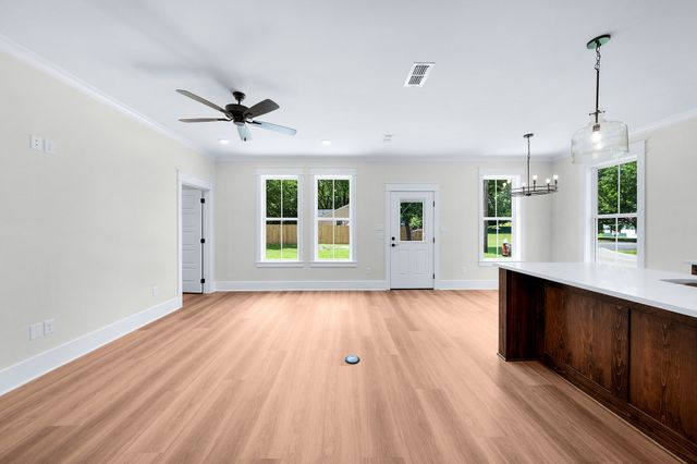 213 Turman Street, Mineola, TX 75773