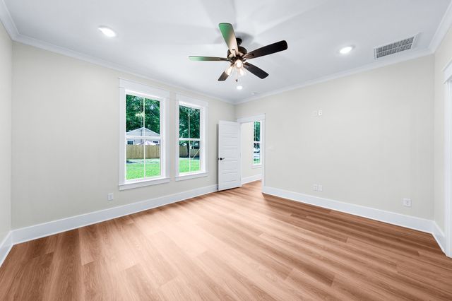 213 Turman Street, Mineola, TX 75773