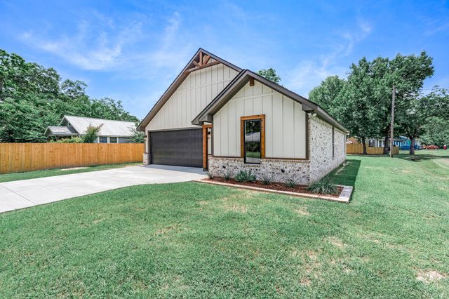 213 Turman Street, Mineola, TX 75773