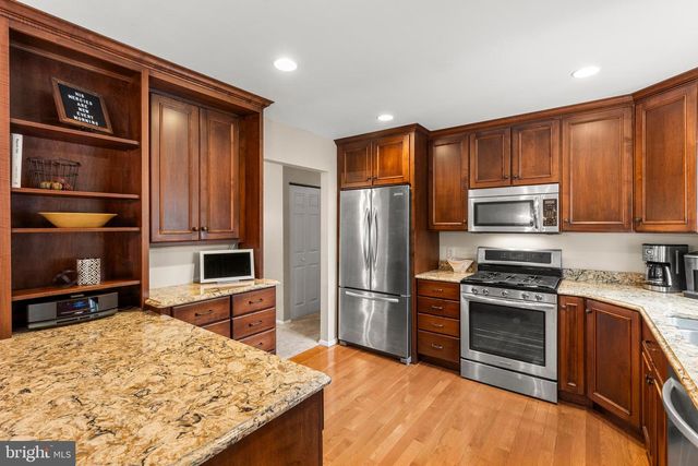 3339 PIN OAK CIR, Mountville, PA 17554