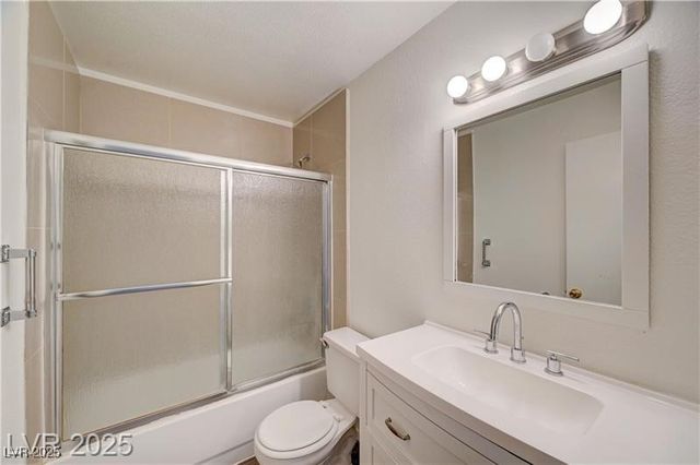 6749 West Charleston Boulevard 2, Las Vegas, NV 89146