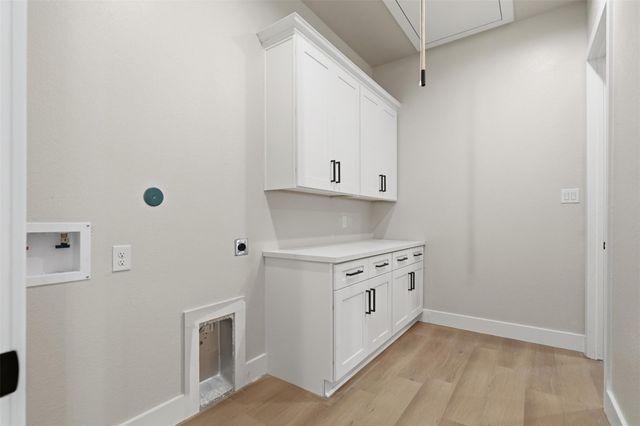 15128 Paradise Court, Willis, TX 77318