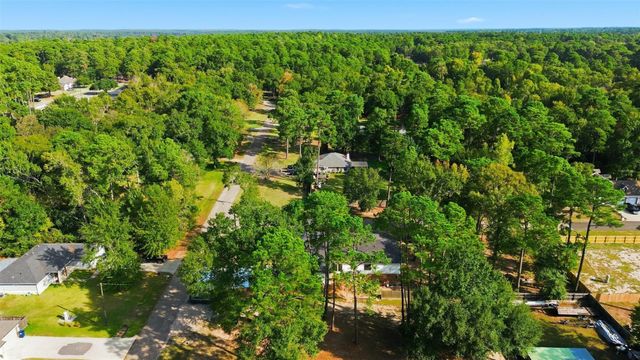 15128 Paradise Court, Willis, TX 77318
