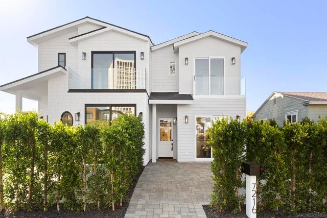 7216 FAY AVE, La Jolla, CA 92037