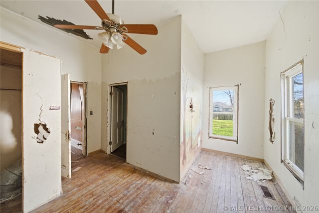 321 E 4th Street, Claremore, OK 74017