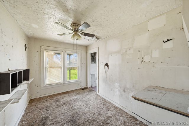 321 E 4th Street, Claremore, OK 74017