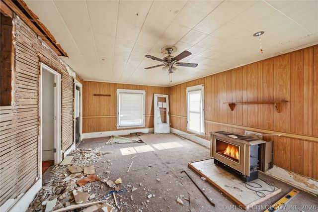 321 E 4th Street, Claremore, OK 74017