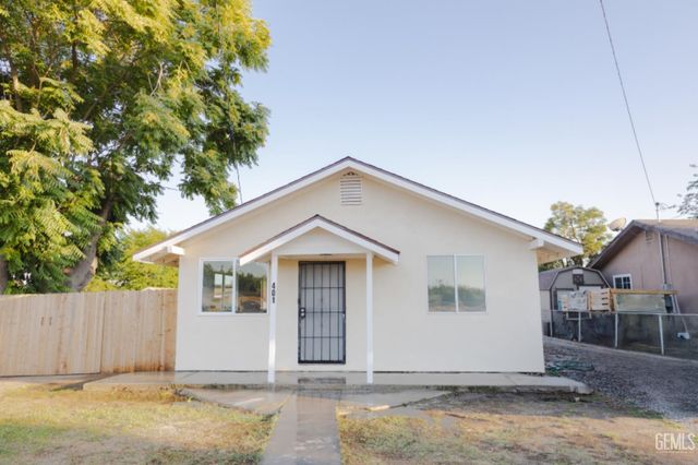 401 Klassen Drive, Shafter, CA 93263