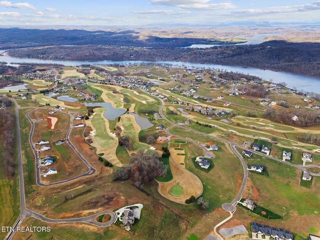 135 Magnolia Hill, Loudon, TN 37774