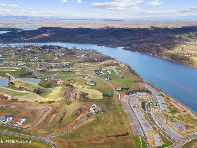 135 Magnolia Hill, Loudon, TN 37774