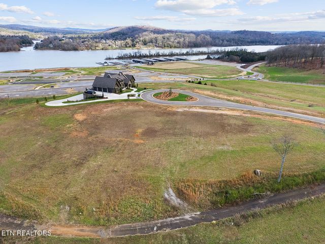 135 Magnolia Hill, Loudon, TN 37774