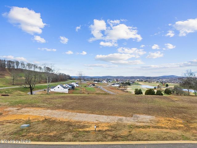 135 Magnolia Hill, Loudon, TN 37774