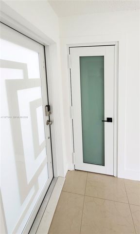 8116 NW 72nd Ave, Tamarac, FL 33321