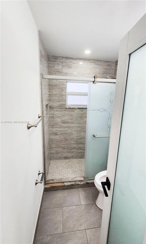 8116 NW 72nd Ave, Tamarac, FL 33321