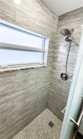 8116 NW 72nd Ave, Tamarac, FL 33321