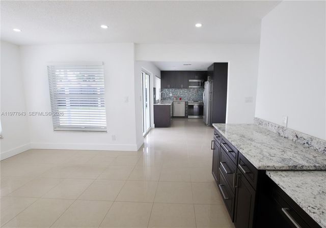 8116 NW 72nd Ave, Tamarac, FL 33321