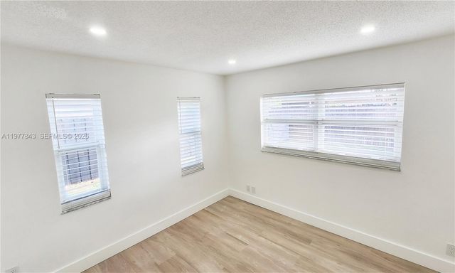 8116 NW 72nd Ave, Tamarac, FL 33321