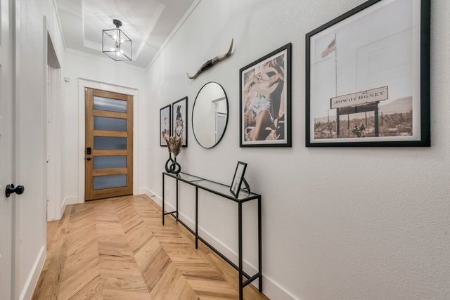 2015 S Ewing Avenue, Dallas, TX 75216