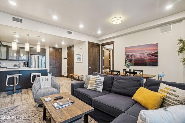 3703 Blackstone Drive 201, Park City, UT 84098