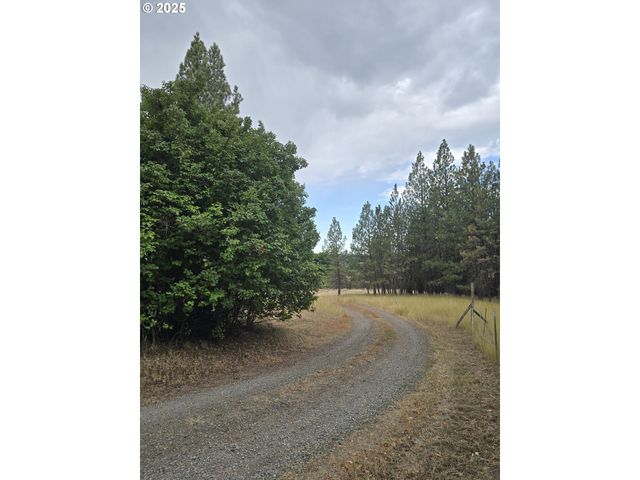 69443 WICKENS Ln, Elgin, OR 97827