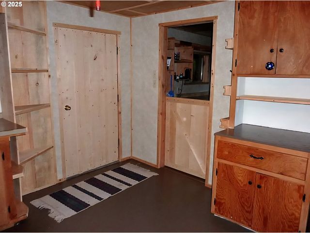 69443 WICKENS Ln, Elgin, OR 97827