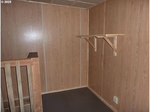 69443 WICKENS Ln, Elgin, OR 97827