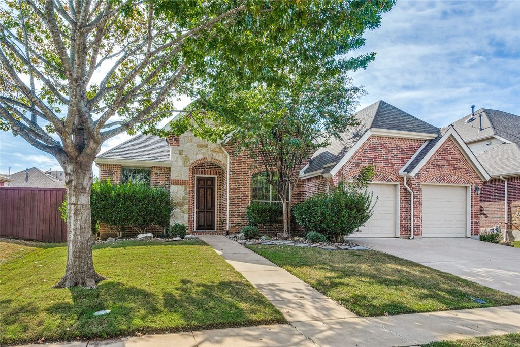 4024 Shrike Trail, Fort Worth, TX 76262 — exterior