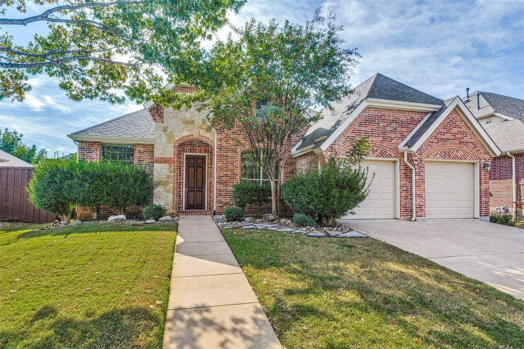 4024 Shrike Trail, Fort Worth, TX 76262 — photo 2