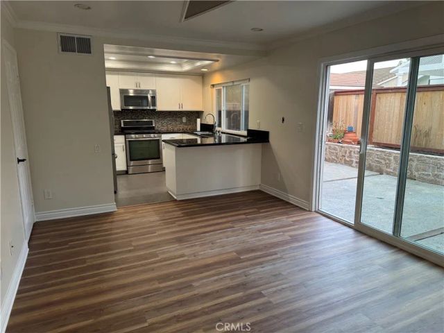 18 Woodsorrel, Irvine, CA 92604