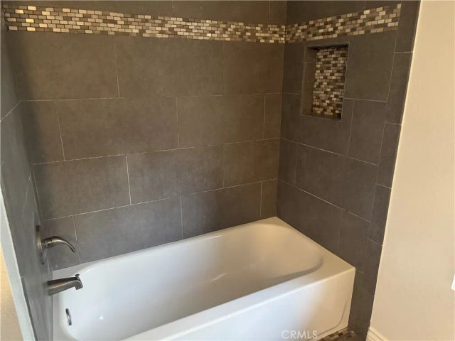 18 Woodsorrel, Irvine, CA 92604