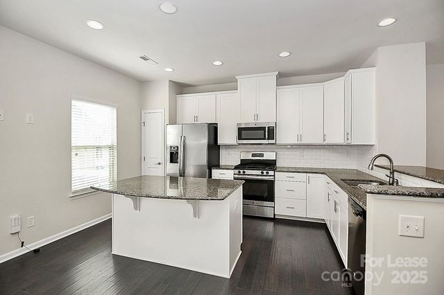 3047 Potomac River Parkway, Charlotte, NC 28217