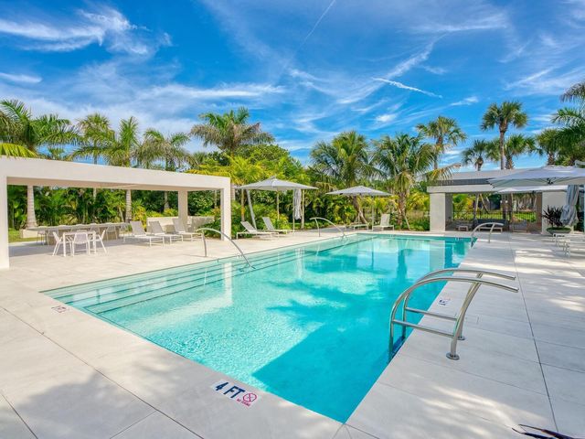 1511 GULF OF MEXICO DRIVE 201, Longboat Key, FL 34228