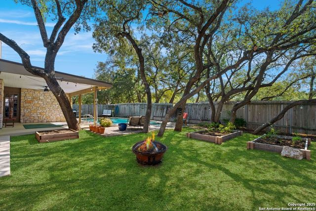 4614 Fringetree Woods, San Antonio, TX 78249