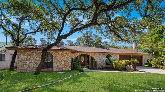 4614 Fringetree Woods, San Antonio, TX 78249