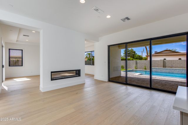 6338 N 86th Street, Scottsdale, AZ 85250