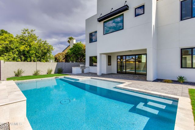 6338 N 86th Street, Scottsdale, AZ 85250