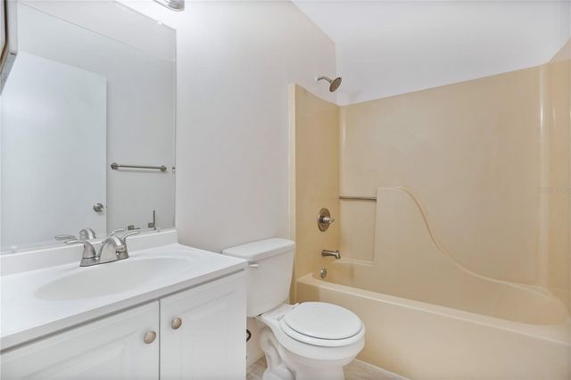 617 N 4TH AVENUE, Deltona, FL 32725