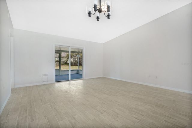 617 N 4TH AVENUE, Deltona, FL 32725