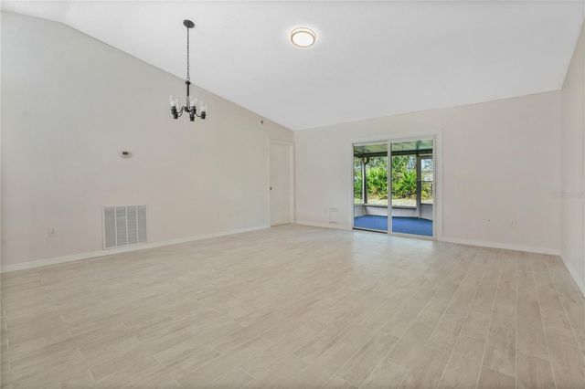 617 N 4TH AVENUE, Deltona, FL 32725