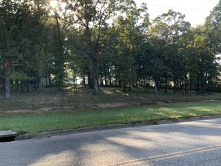 000 County Road 6050, West Plains, MO 65775