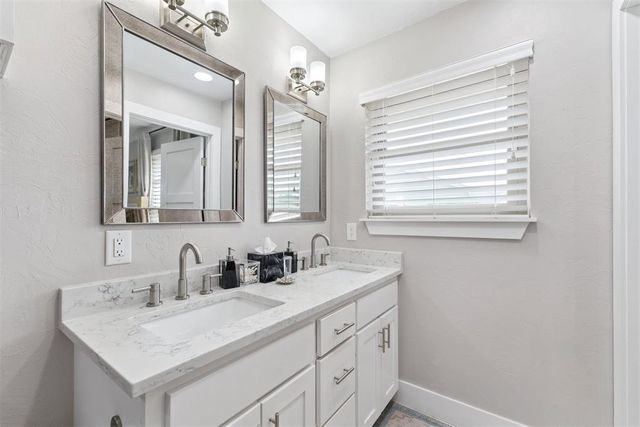 3008 Berkshire Way, Oklahoma City, OK 73120