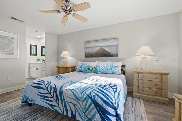 3129 WINDRUSH BOURNE 56, Sarasota, FL 34235