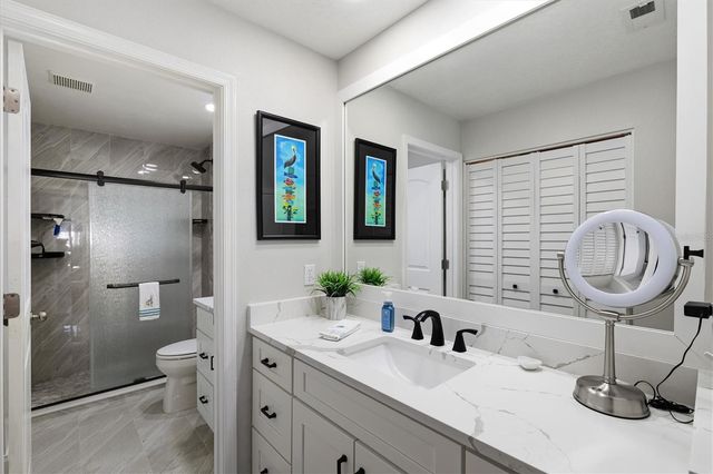 3129 WINDRUSH BOURNE 56, Sarasota, FL 34235