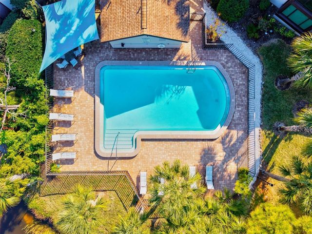 3129 WINDRUSH BOURNE 56, Sarasota, FL 34235