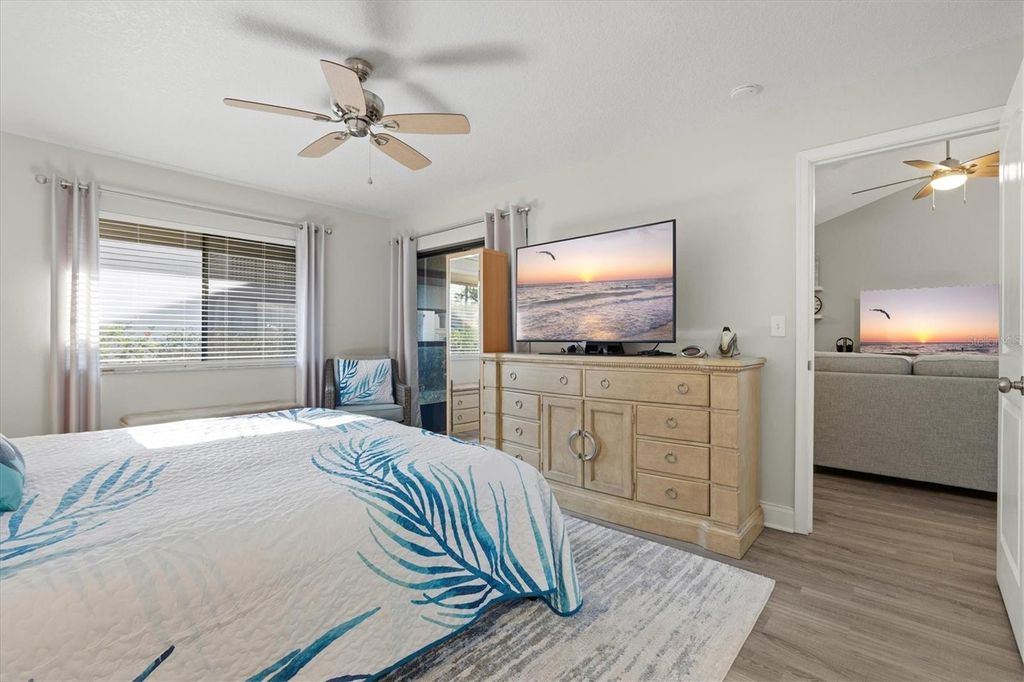 Image 15 of property listing at 3129 WINDRUSH BOURNE 56, Sarasota, FL 34235