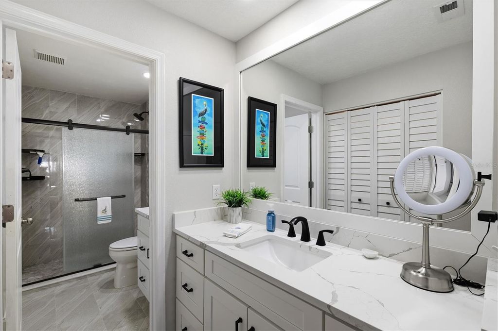 Image 16 of property listing at 3129 WINDRUSH BOURNE 56, Sarasota, FL 34235