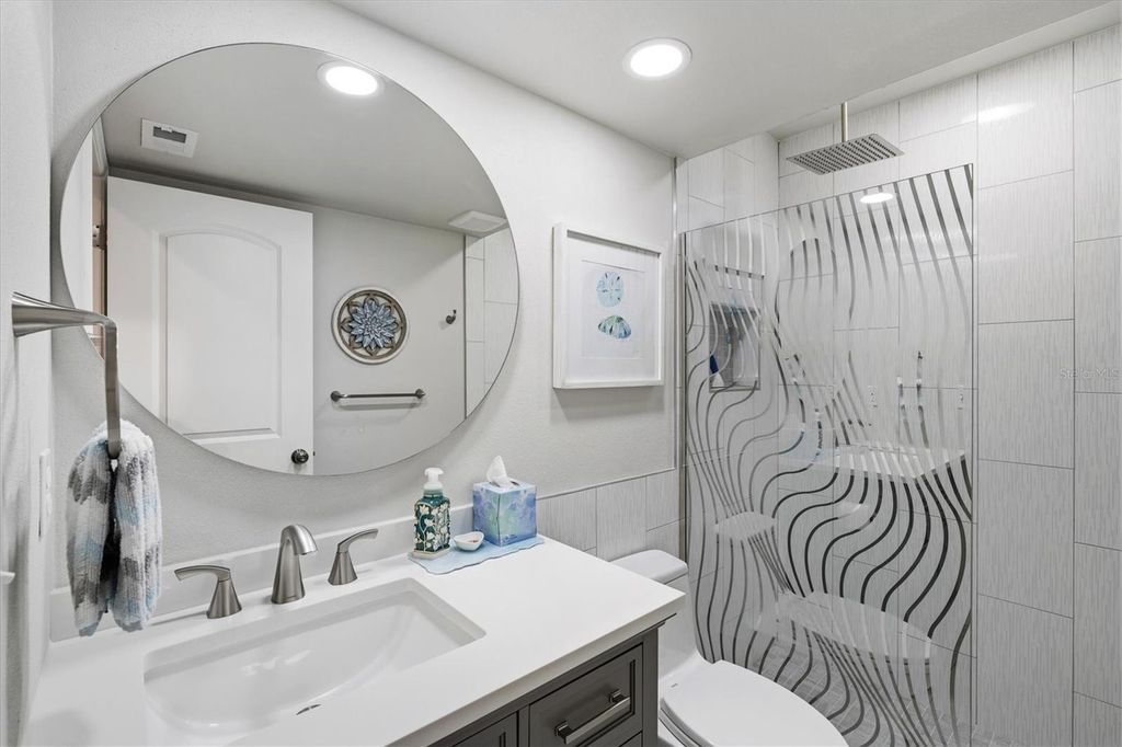 Image 20 of property listing at 3129 WINDRUSH BOURNE 56, Sarasota, FL 34235