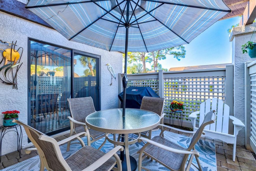 Image 3 of property listing at 3129 WINDRUSH BOURNE 56, Sarasota, FL 34235