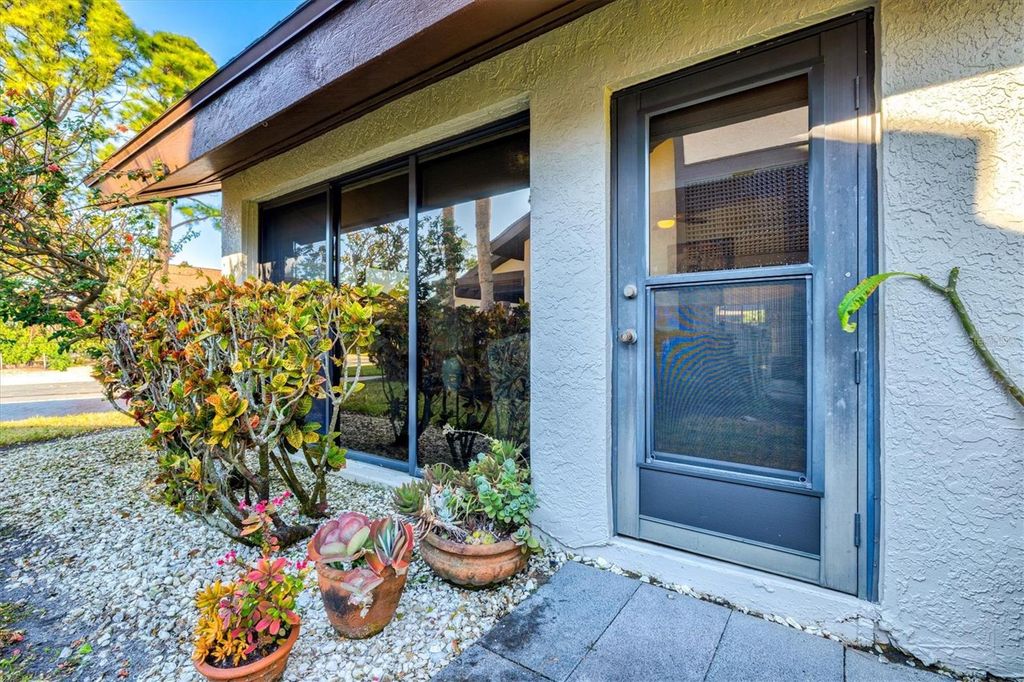 Image 23 of property listing at 3129 WINDRUSH BOURNE 56, Sarasota, FL 34235